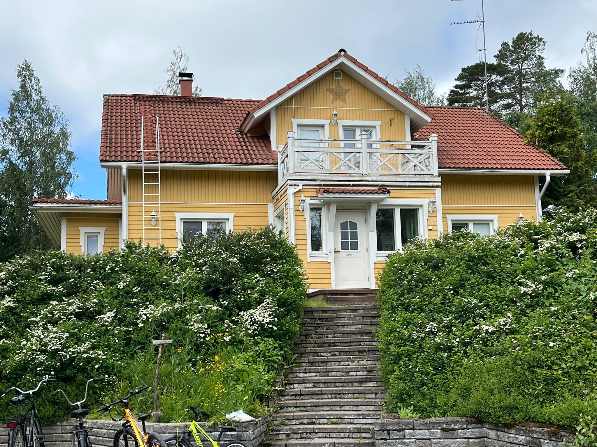 Suvirinteen perhekodin talo